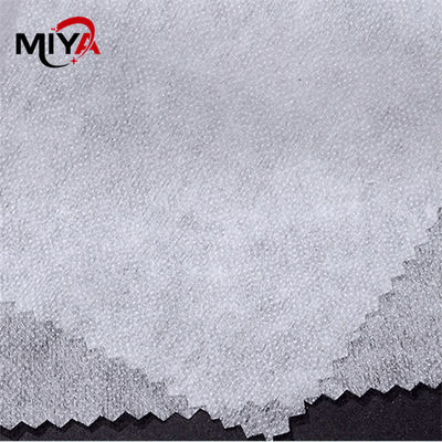 Interlining polyester de 36 à 60 pouces / interlining non tissé pour les interfaces de vêtements