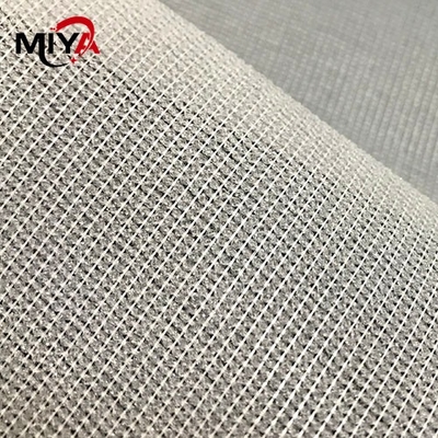 Polyester 100% de interface fusible du tricot 40GSM tissé tricoté