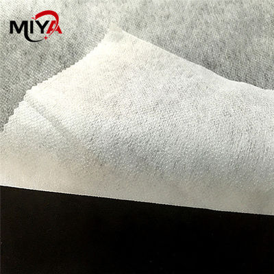 Vêtements à sensation de main douce en liaison thermolique pour produits fusibles
